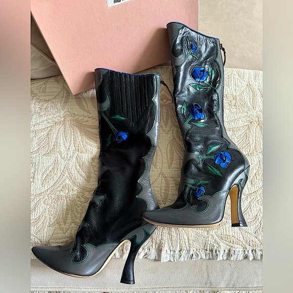 MIU MIU Floral Embellished Runway Boots As Seen On TAYLOR SWIFT In VOGUE - Picture 3 of 11